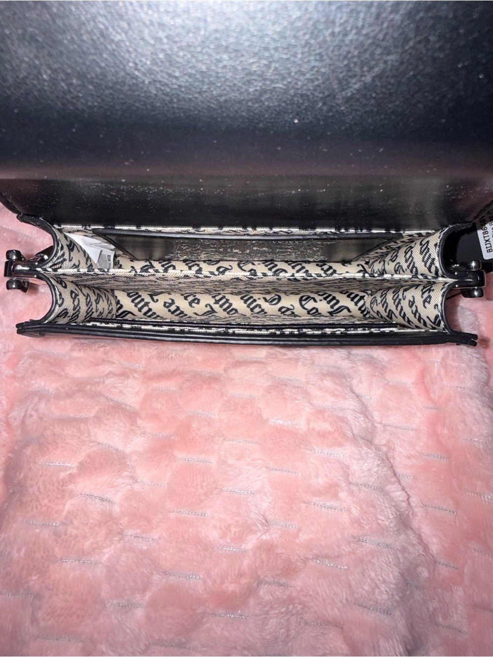 Juicy Couture - UK Edition - Kylie Flap Bag - BLACK - Rhinestone Accent Strings! - Picture 6 of 15